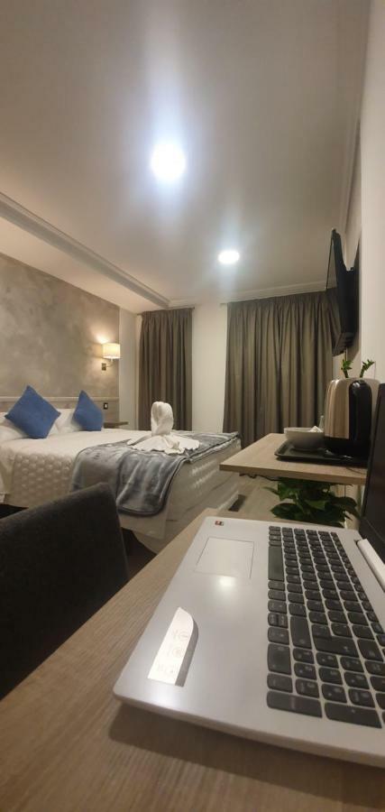 Atocha28 Hotel มาดริด ภายนอก รูปภาพ